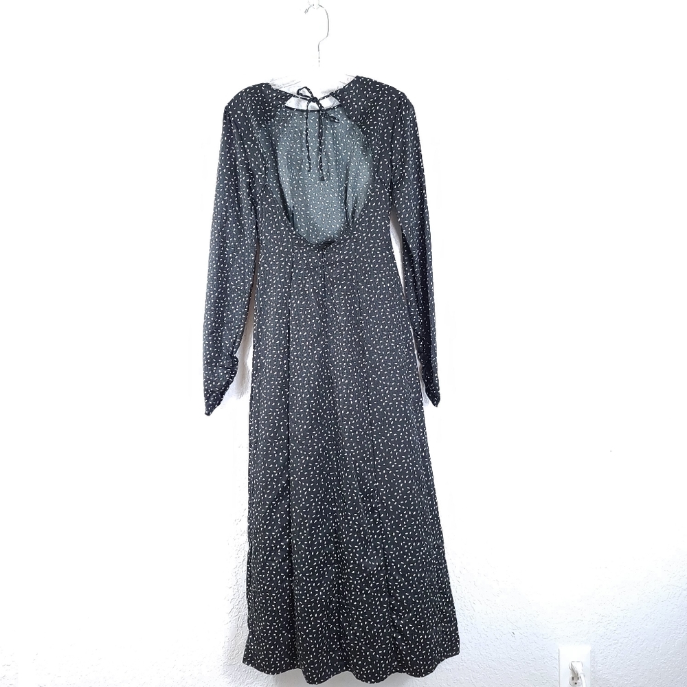 Urban Outfitters Angela Cut-Out Back Maxi Dress - Picture 7 of 12